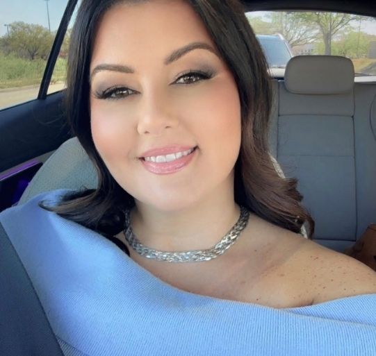 Krsytal Simpson Hair Stylist